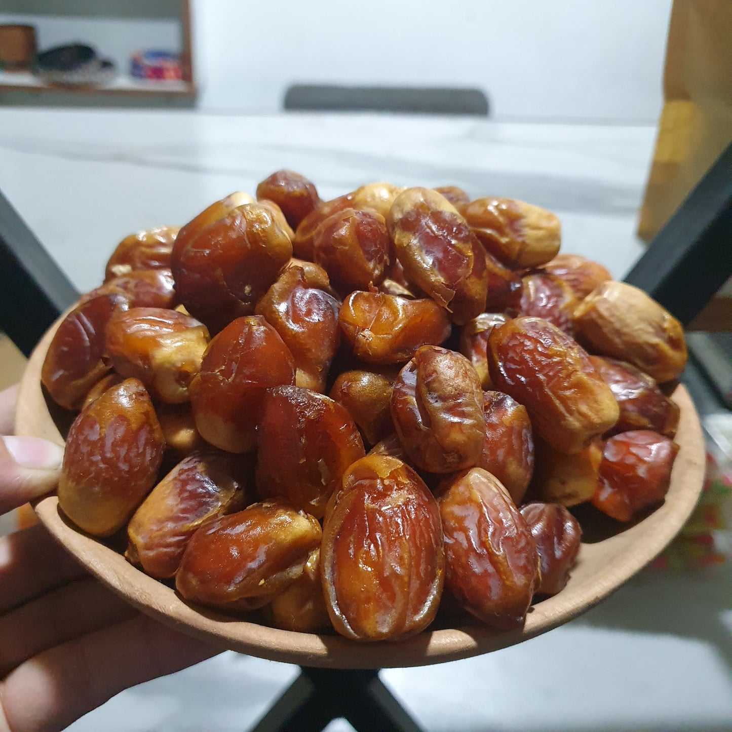 Premium Semi Dry Zahidi Dates from Iran – Fresh & Healthy Packs