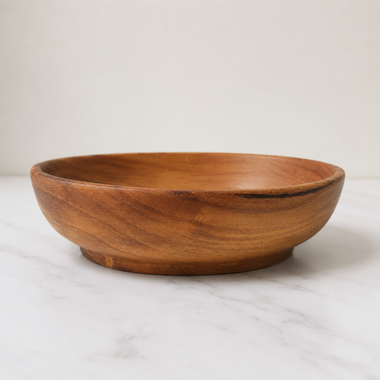 Handcrafted Mulberry Wood Plate – Natural